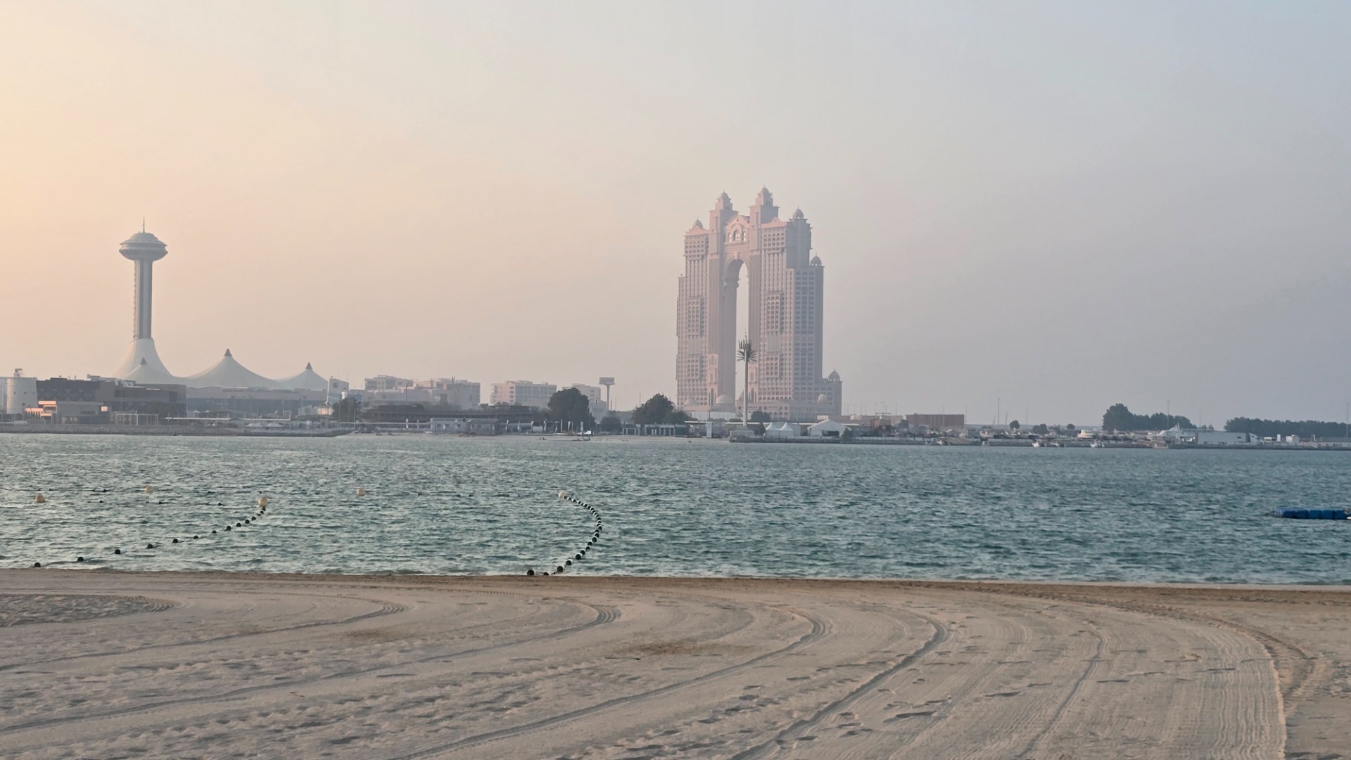 Emirates, Abu Dhabi