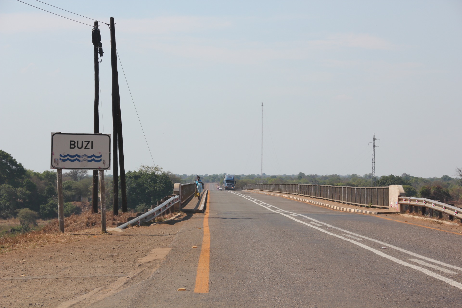 Paisagens ao longo da estrada de Vilanculos à Beira