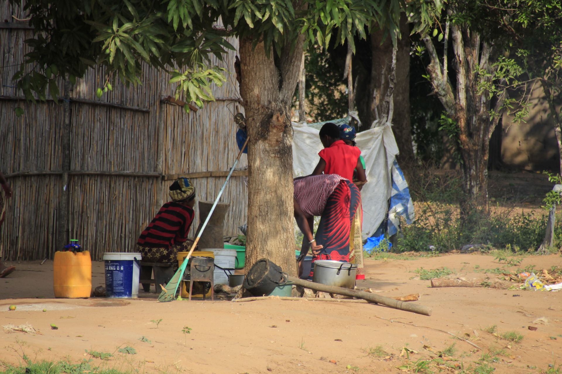 Paisagens ao longo da estrada de Maputo a Bilene