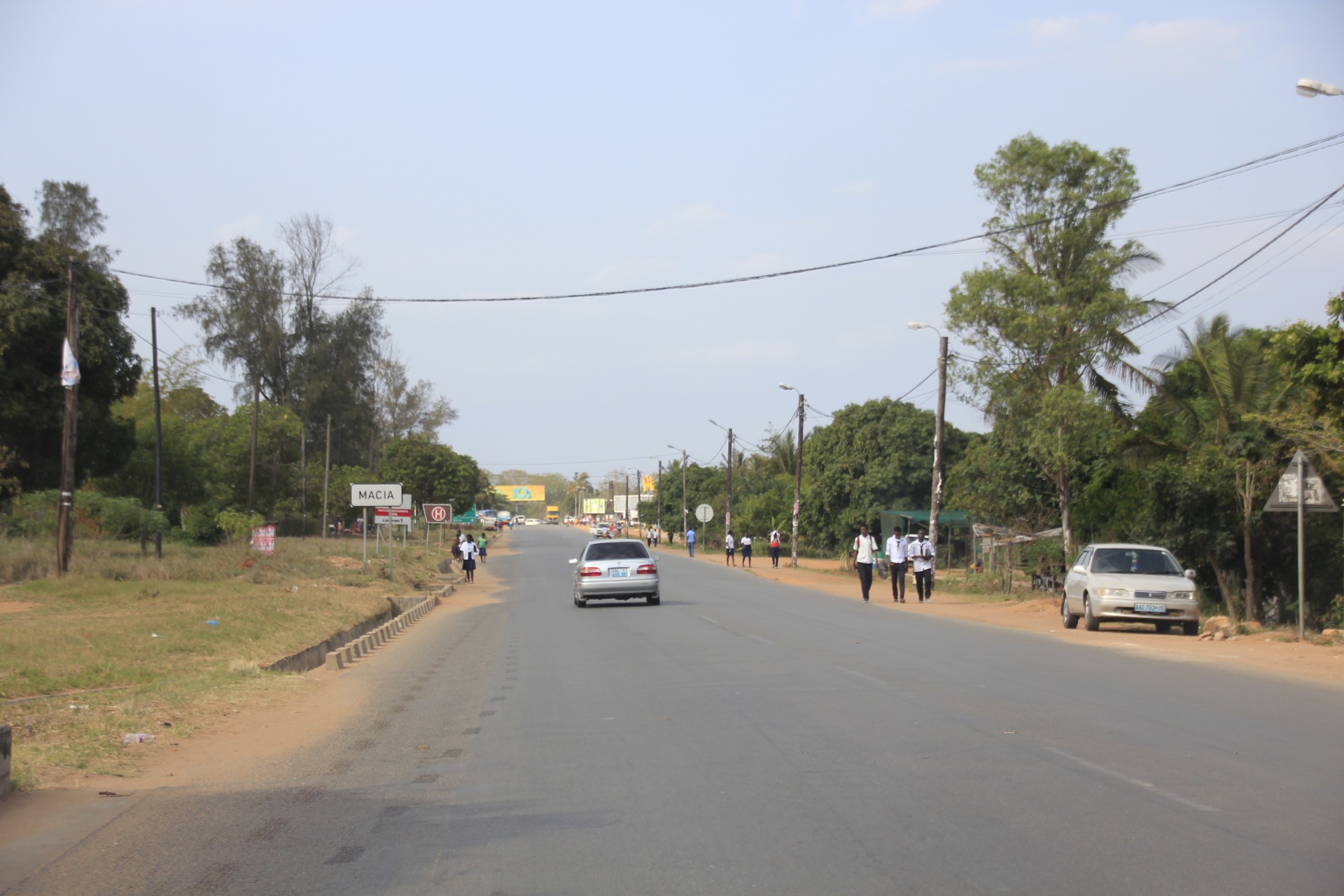 Paisagens ao longo da estrada de Maputo a Bilene