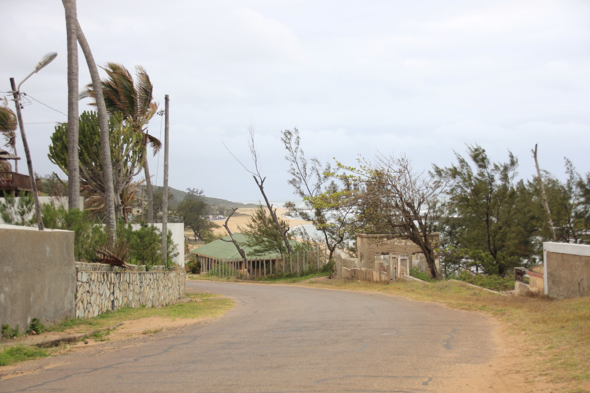 Paisagens ao longo da estrada de Bilene a Inhambane