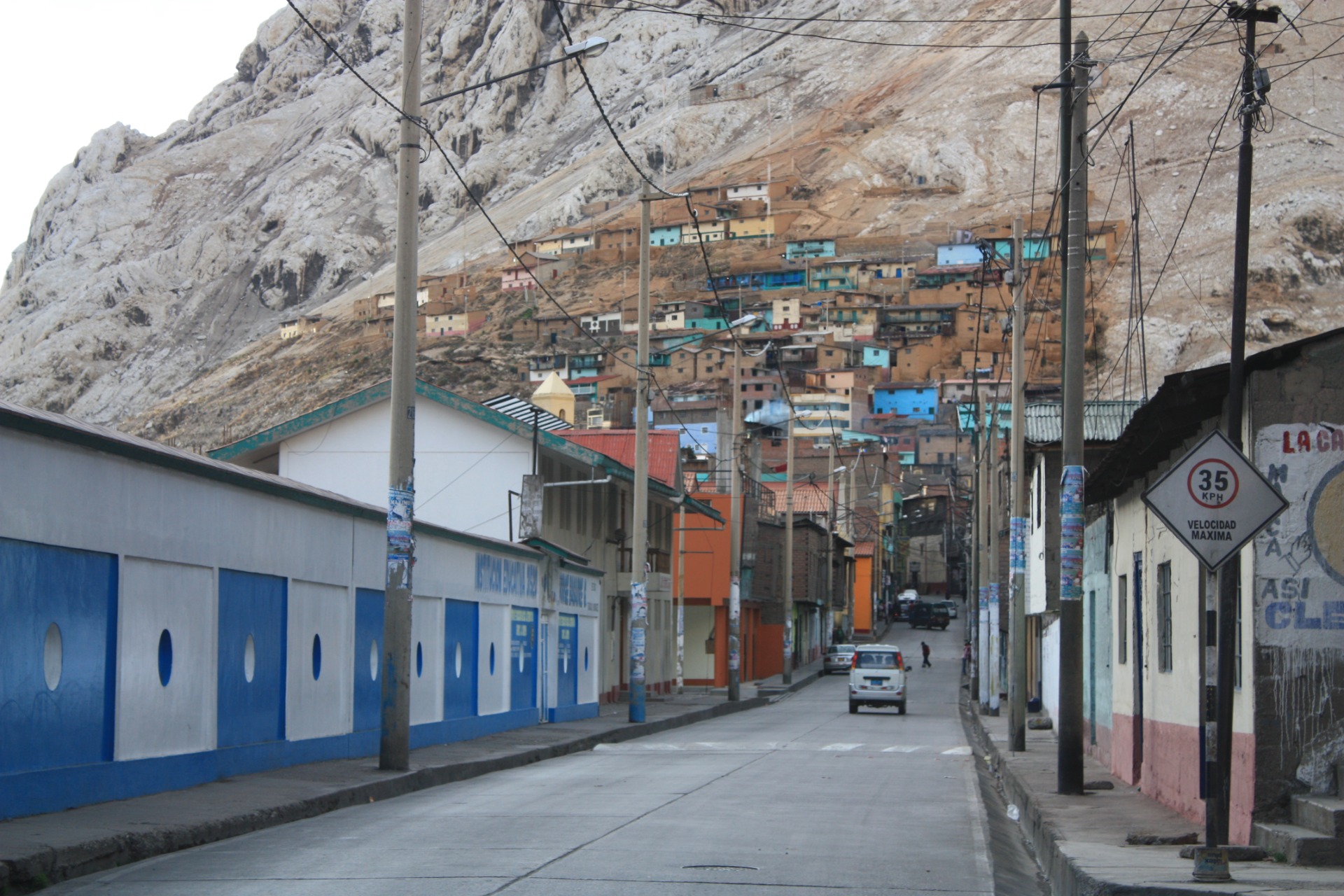 La Oroya, cidade mineira. Peru