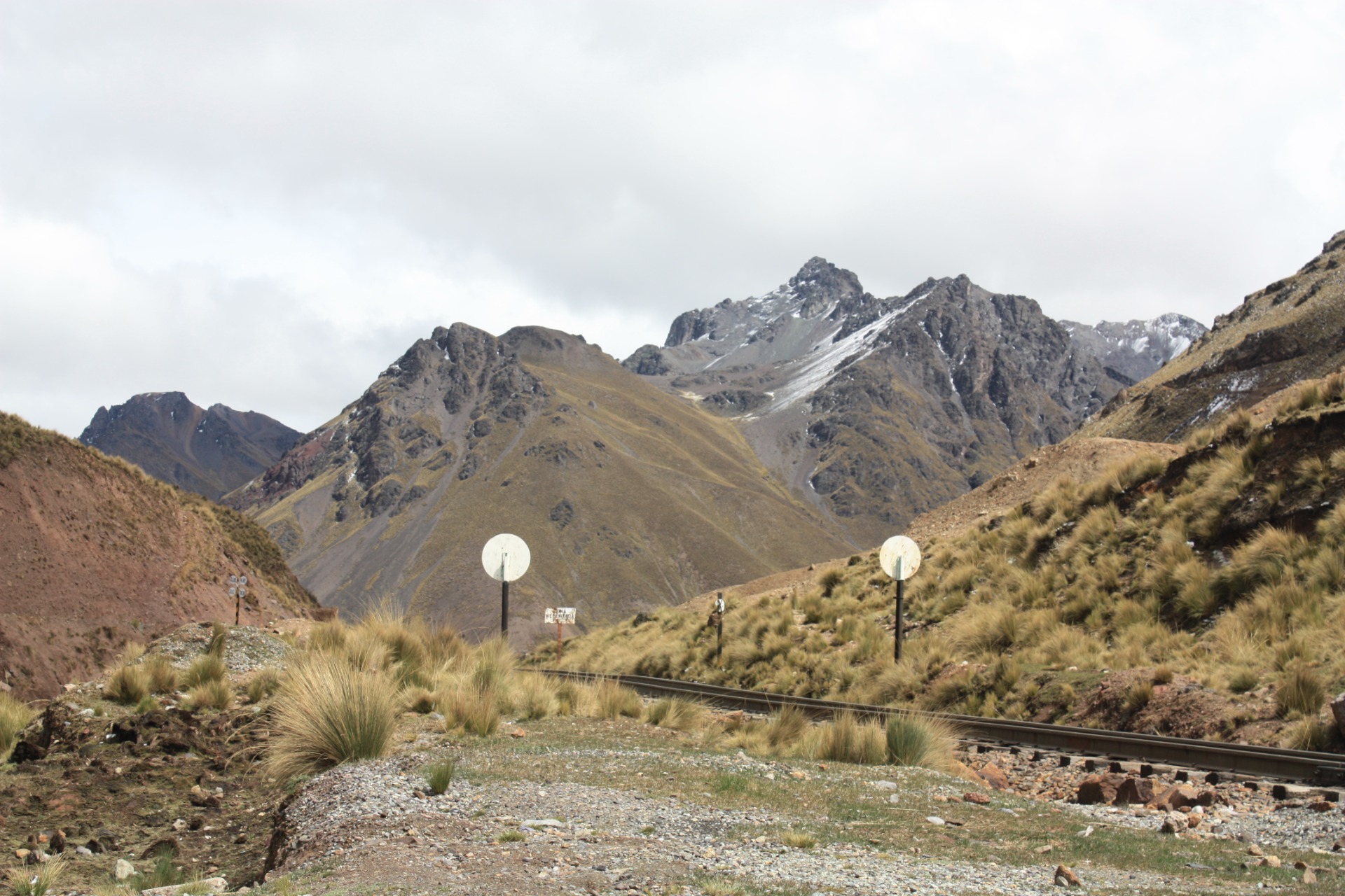 Paisagens dos Andes de Lima a Huancayo