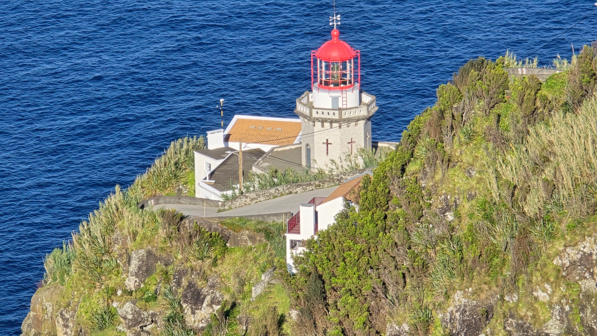 Farol da Ponta do Arnel. Ilha de São Miguel