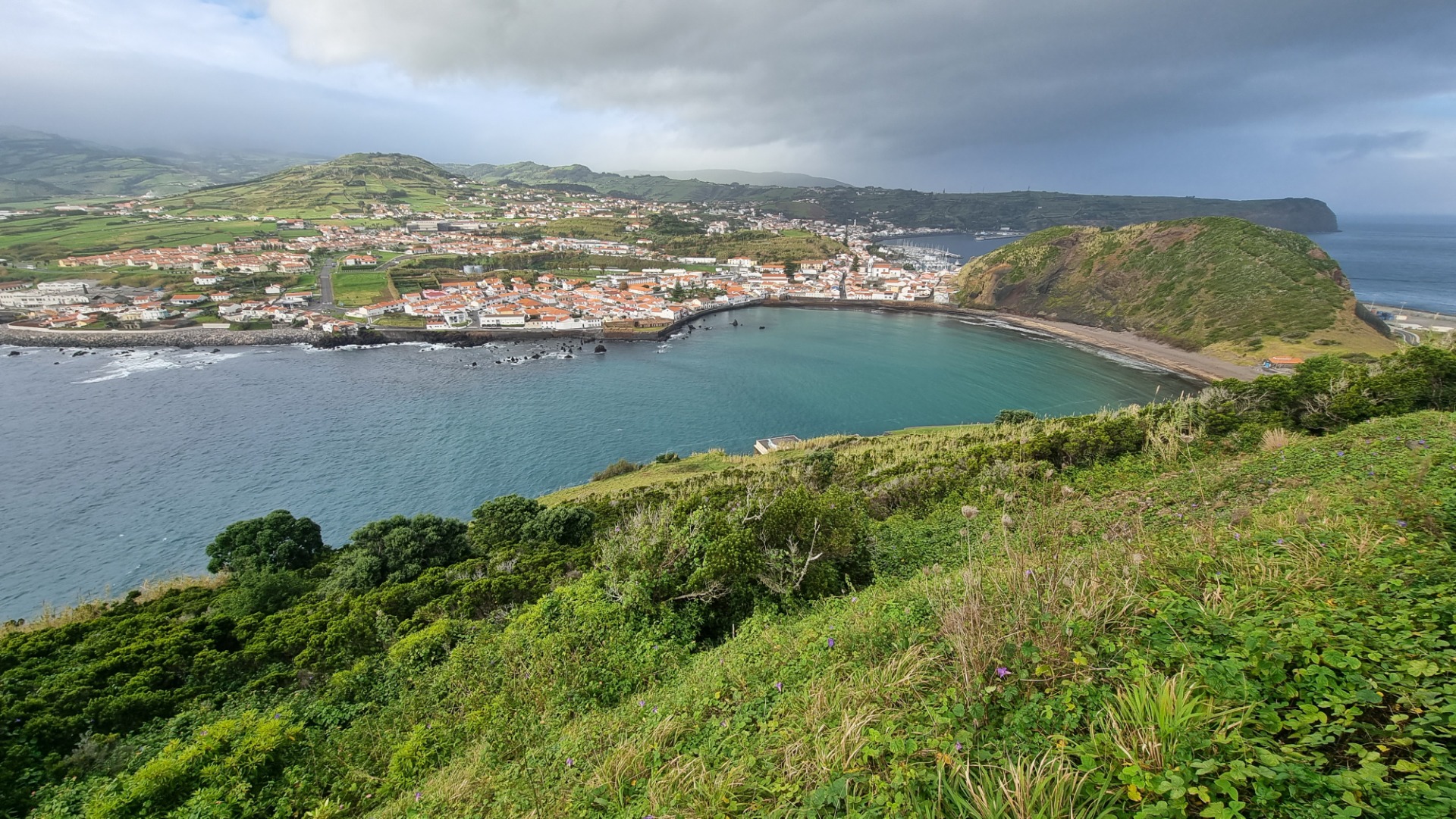 Visitando a Ilha do Faial (Açores)
