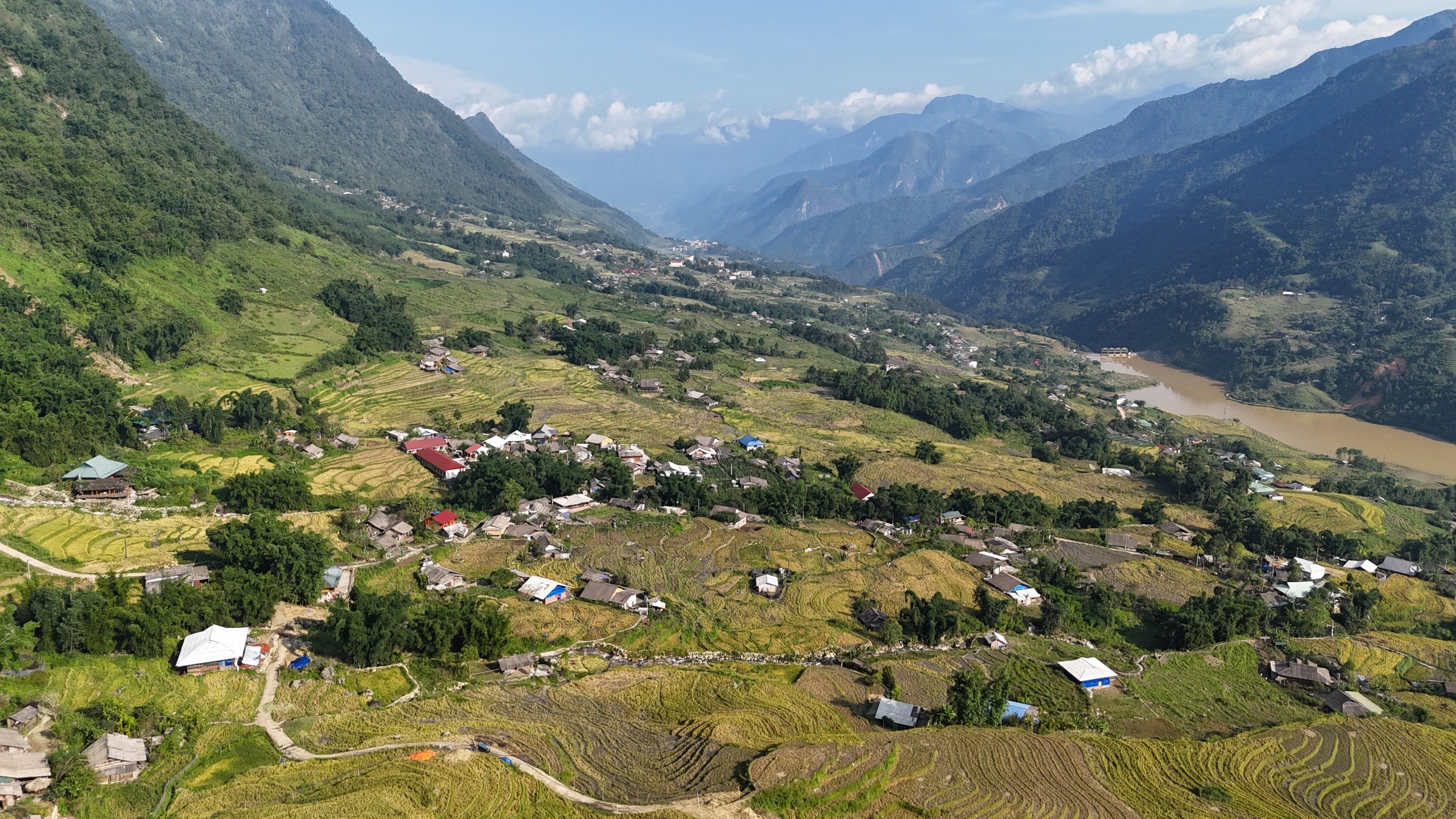 Mantendo a base em Hanoi, fomos conhecer os arrozais no norte do Vietname em SaPa