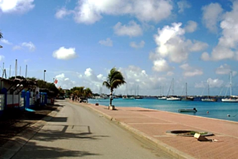 Beira mar de Kralendijk