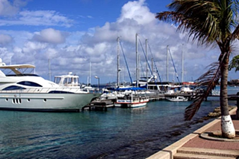 Beira mar de Kralendijk