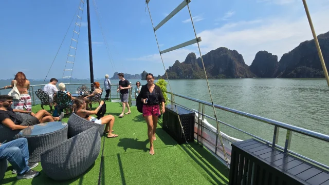 Ha Long Bay, Hanoi - Vietname