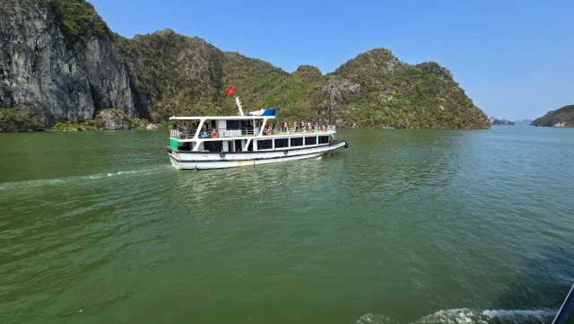 Ha Long Bay, Hanoi - Vietname