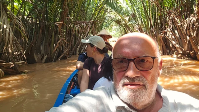 Passeio de barco no Delta do Mekong