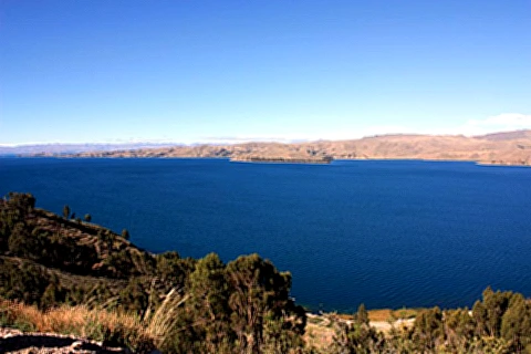 Paisagens do Lago Titicaca