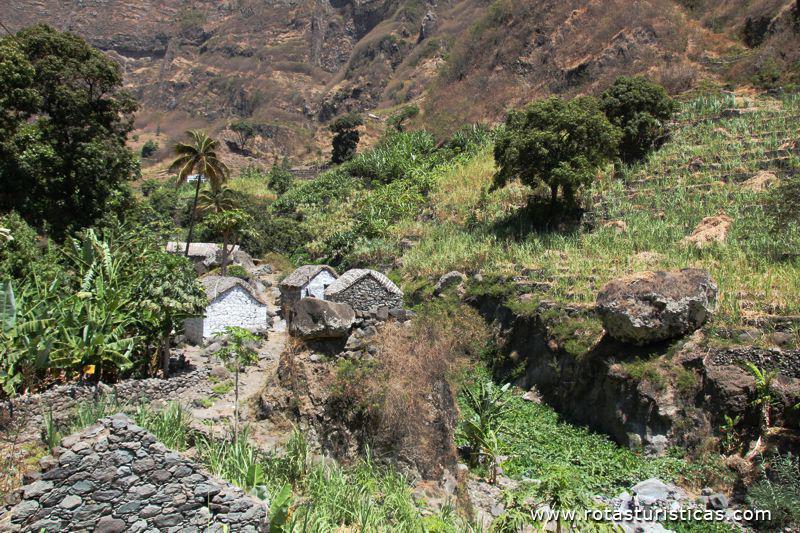 Vales verdejantes, ilha de Santo Antão, Cabo Verde