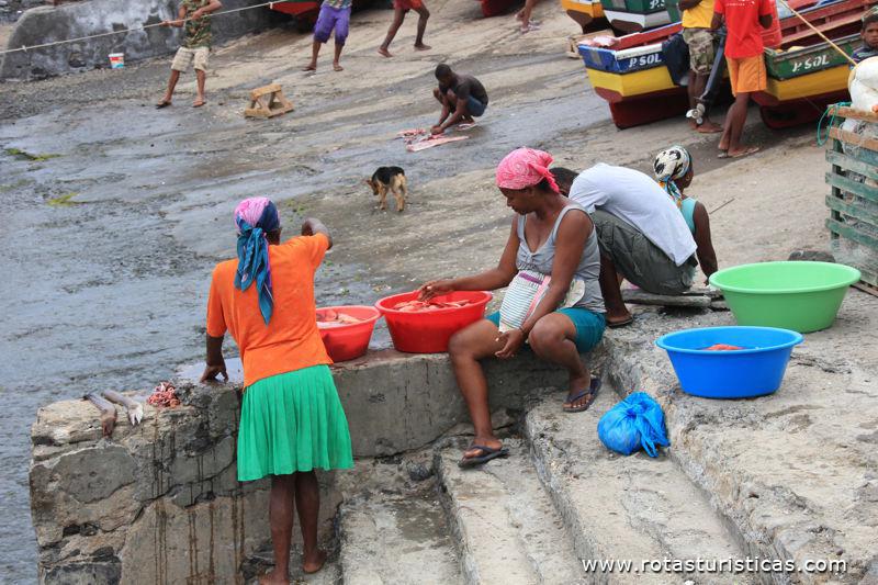 Vendedoras de peixe de Ponta do Sol, Ilha de Santo Antão