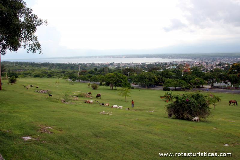 Baía de Matanzas vista de Montserrat