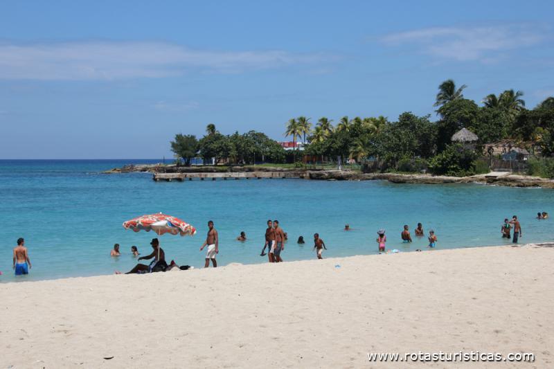 Playa Bacuranao - Playas del Este