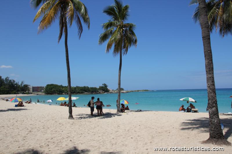 Playa Bacuranao - Playas del Este