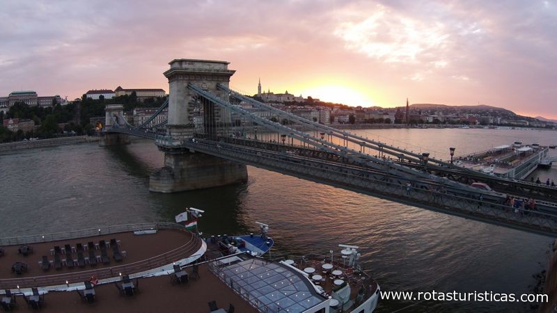 Ponte Das Correntes, Budapeste