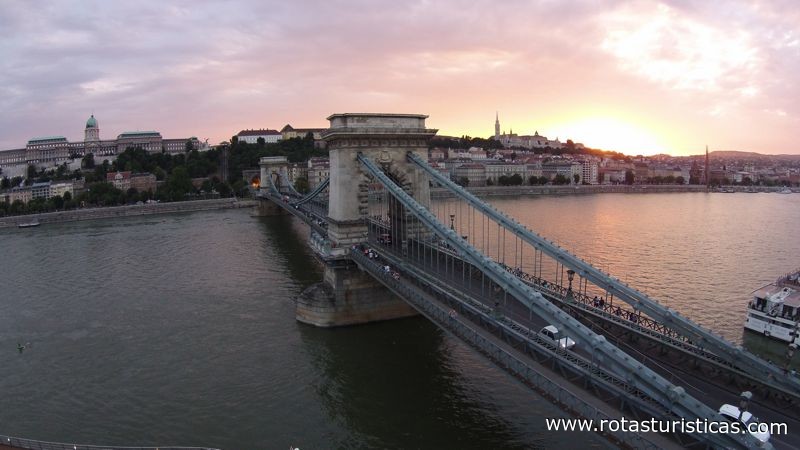 Ponte Das Correntes, Budapeste