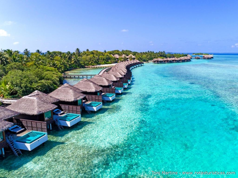 Sheraton Maldives Full Moon Resort