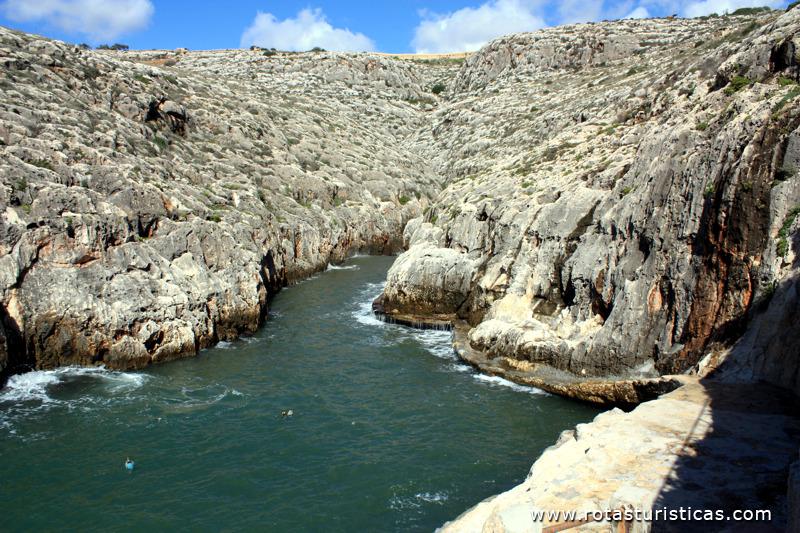 Enseadas da costa sul de Malta