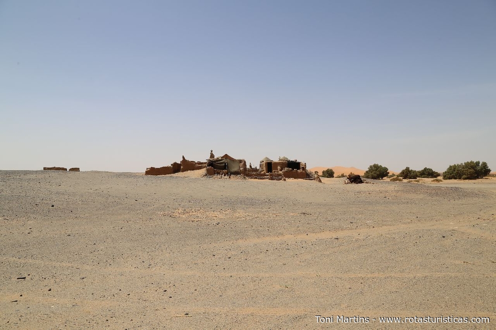 Acampamento Tuaregue no deserto de Merzouga