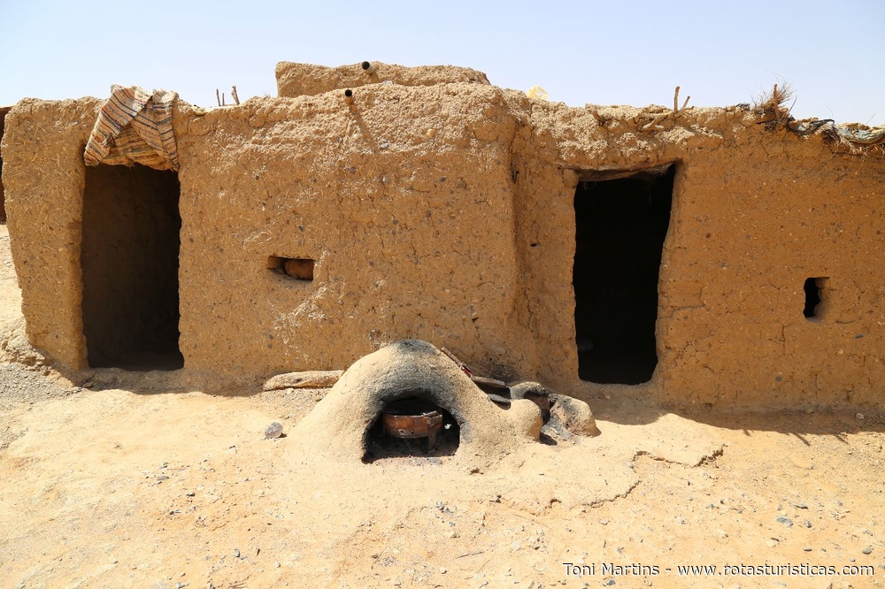 Acampamento Tuaregue no deserto de Merzouga