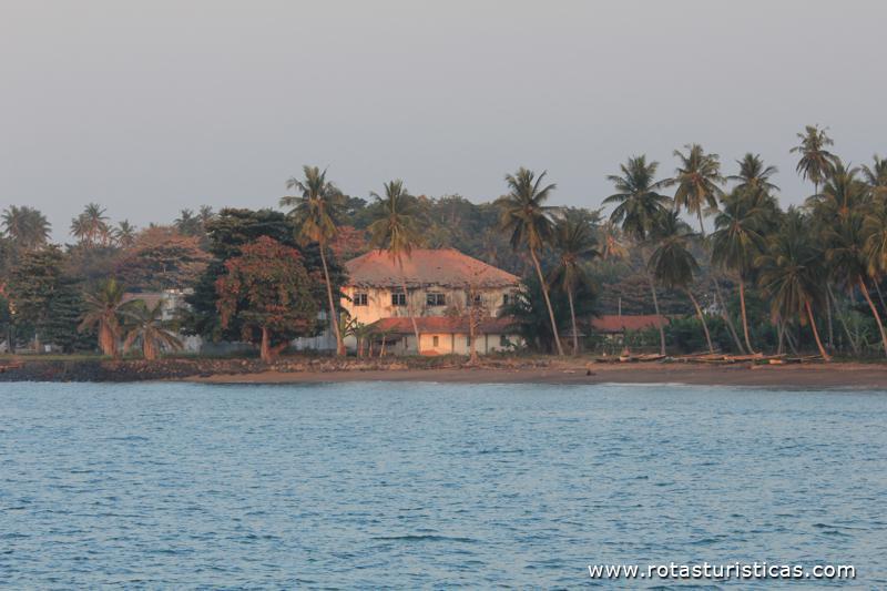 Praia Micolo