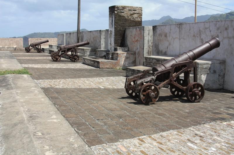 Canhões do Forte Charlotte