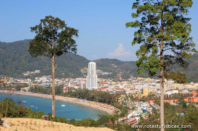 Patong Beach - Praia de Pa Tong  (Phuket / Tailand)