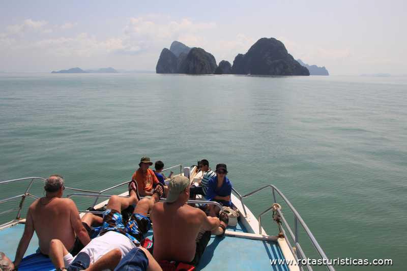 Passio de barco no Phang Nga National Park - (Phuket/Tailandia)