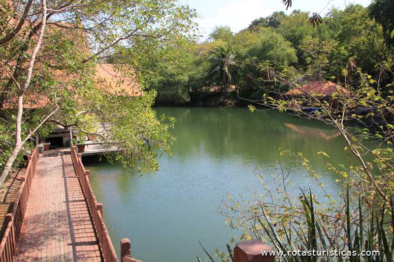 Jardins do Templo de Truth (Pattaya/Tailandia)
