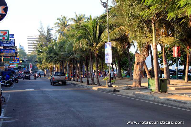 Beira mar de Pataia (Pattaya/Tailandia)