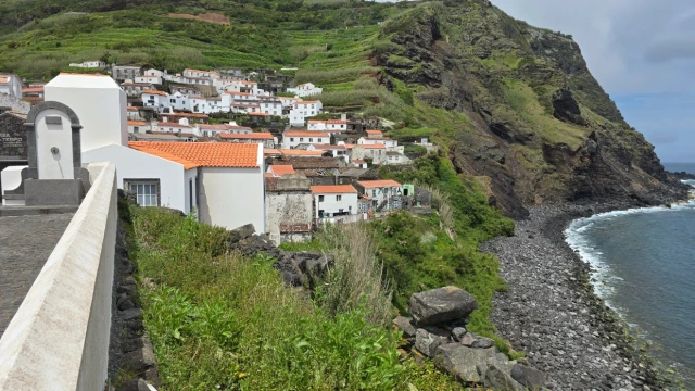 Vila do Corvo
